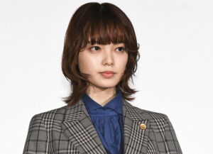 平手友梨奈のプロフィール