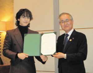 豆原さんは、2025年に「真庭大使」に就任