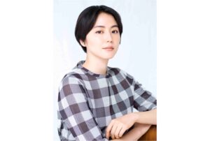 石橋静河に似てる芸能人 長澤まさみ